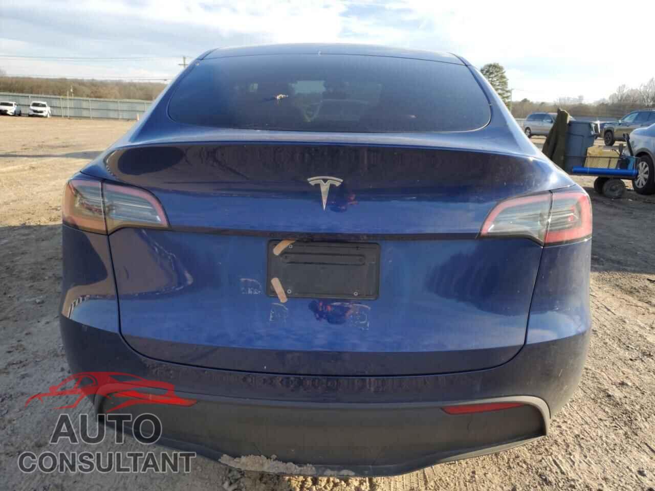 TESLA MODEL Y 2024 - 7SAYGDED8RF170299