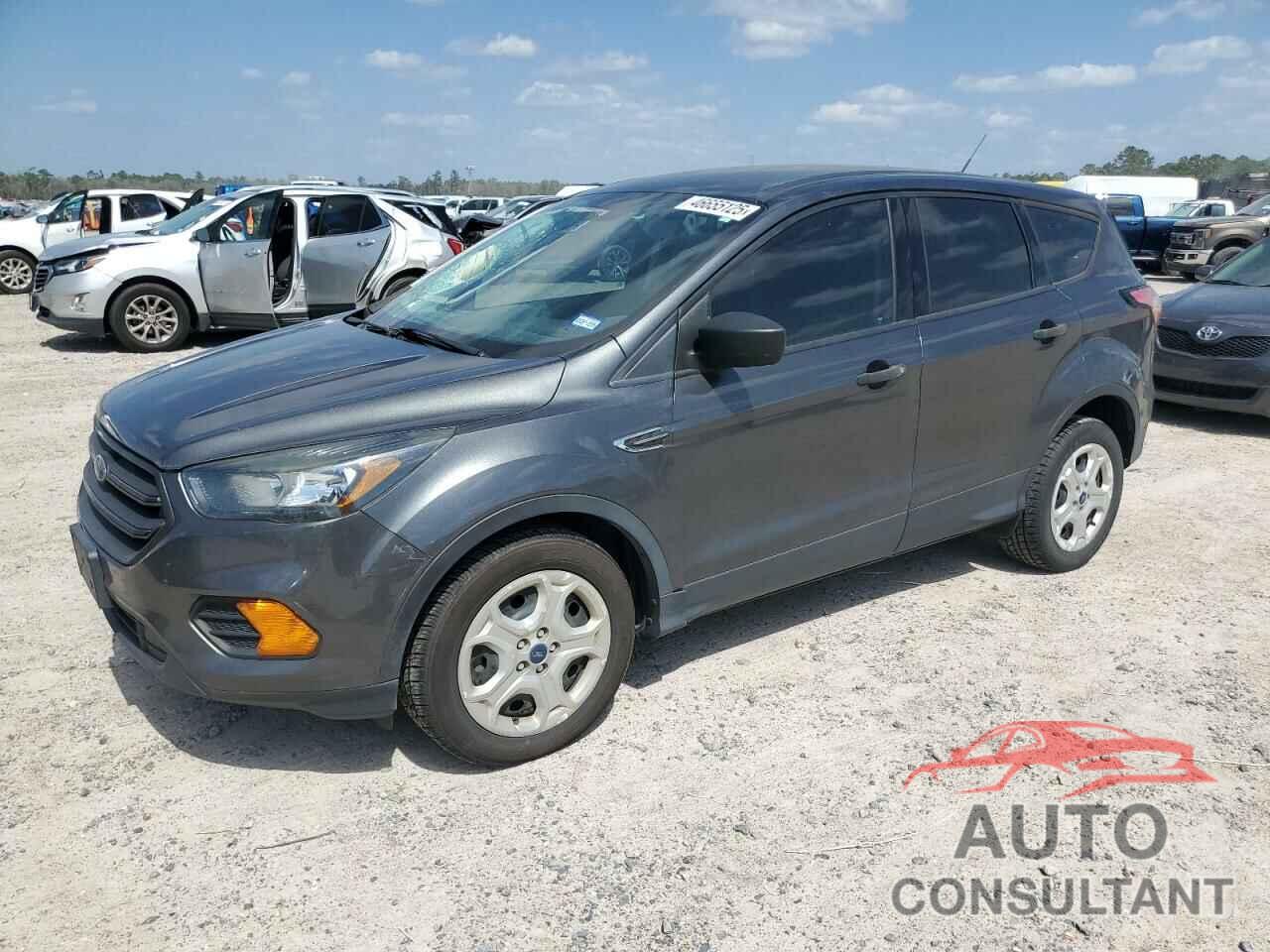 FORD ESCAPE 2018 - 1FMCU0F72JUB24430