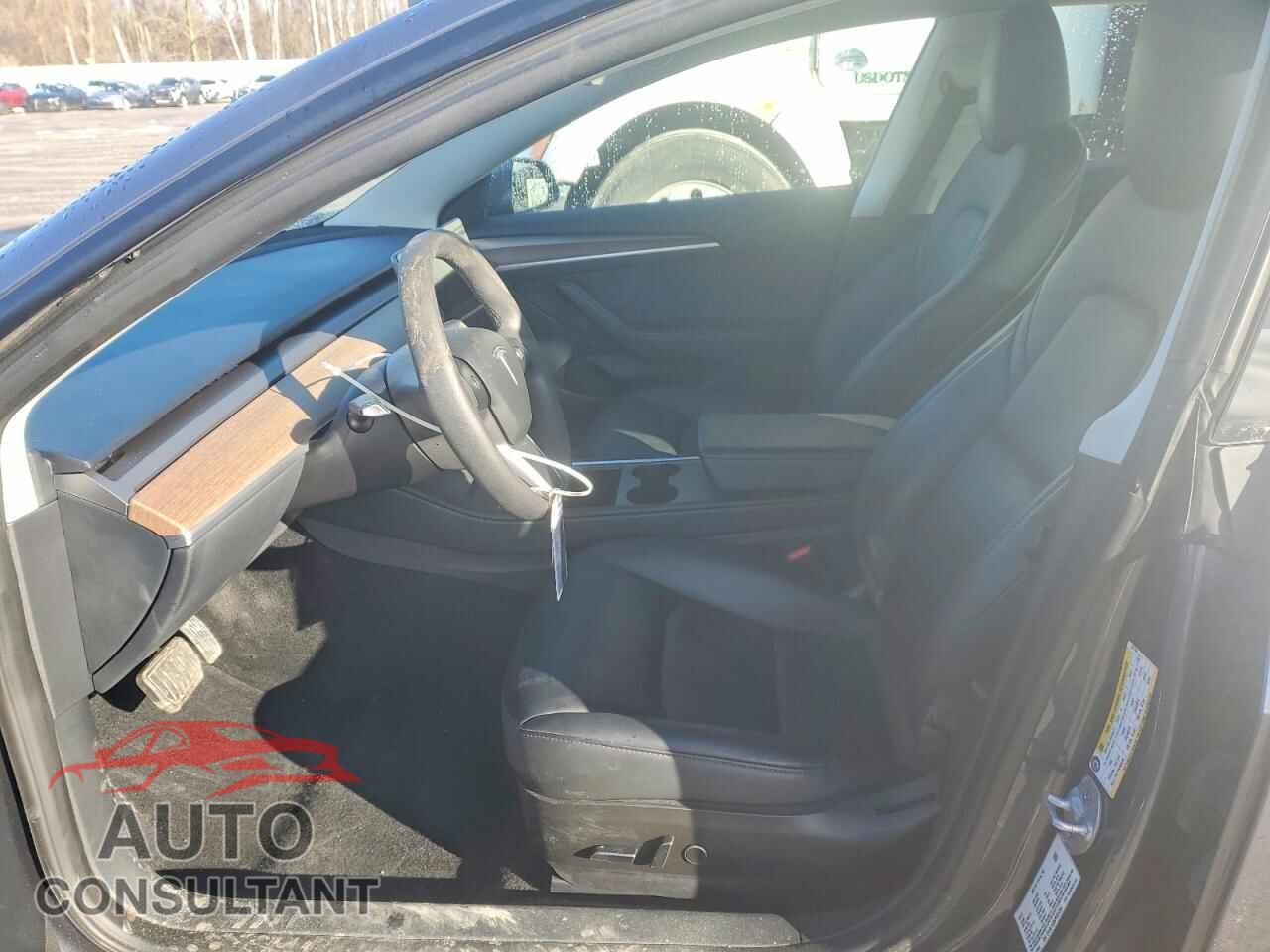 TESLA MODEL 3 2023 - 5YJ3E1EB5PF631336