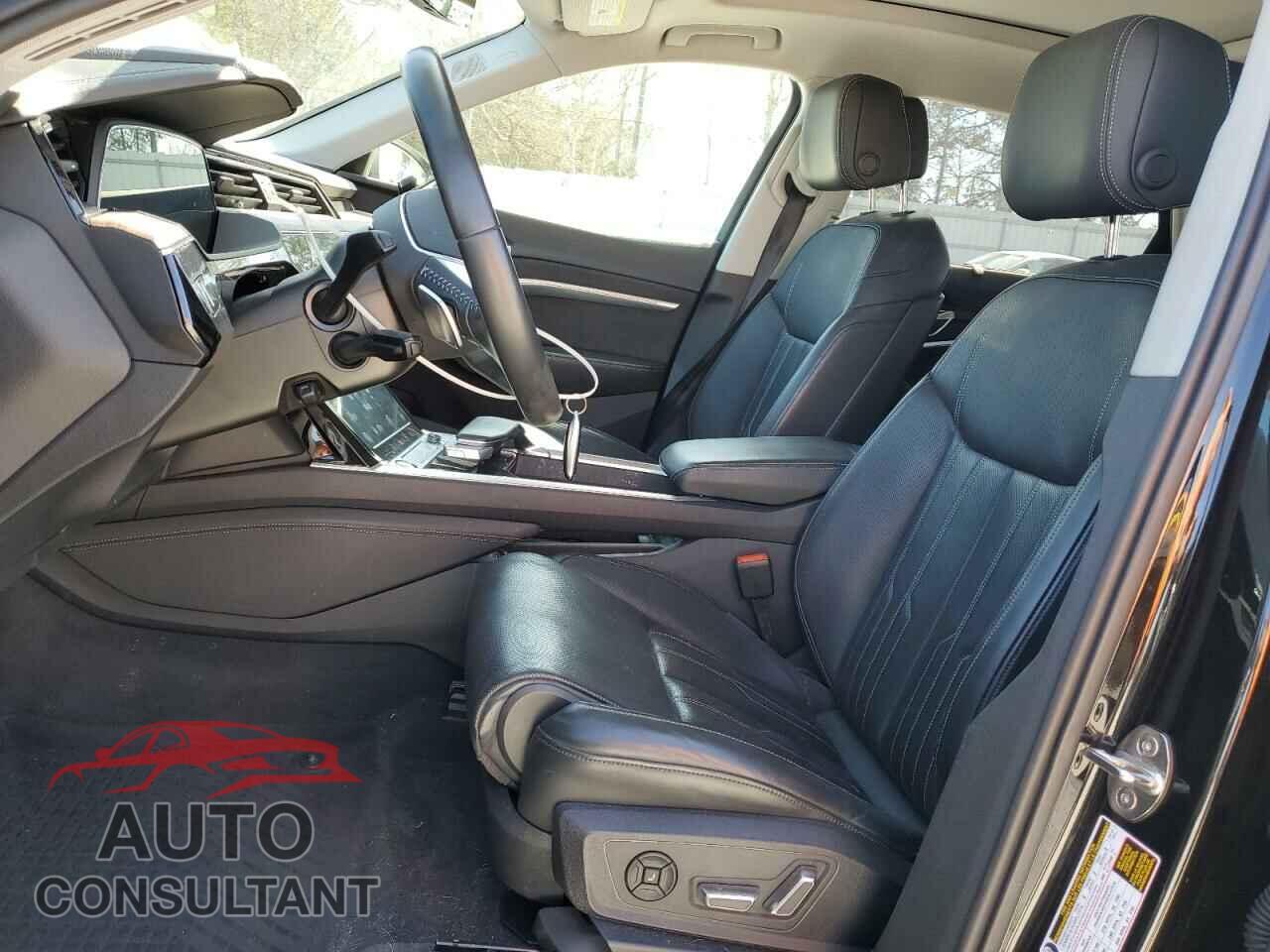 AUDI E-TRON 2019 - WA1VAAGE6KB021561