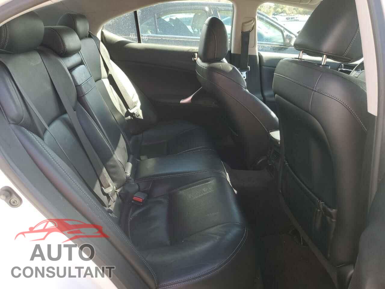 LEXUS IS 2010 - JTHCF5C26A5040088