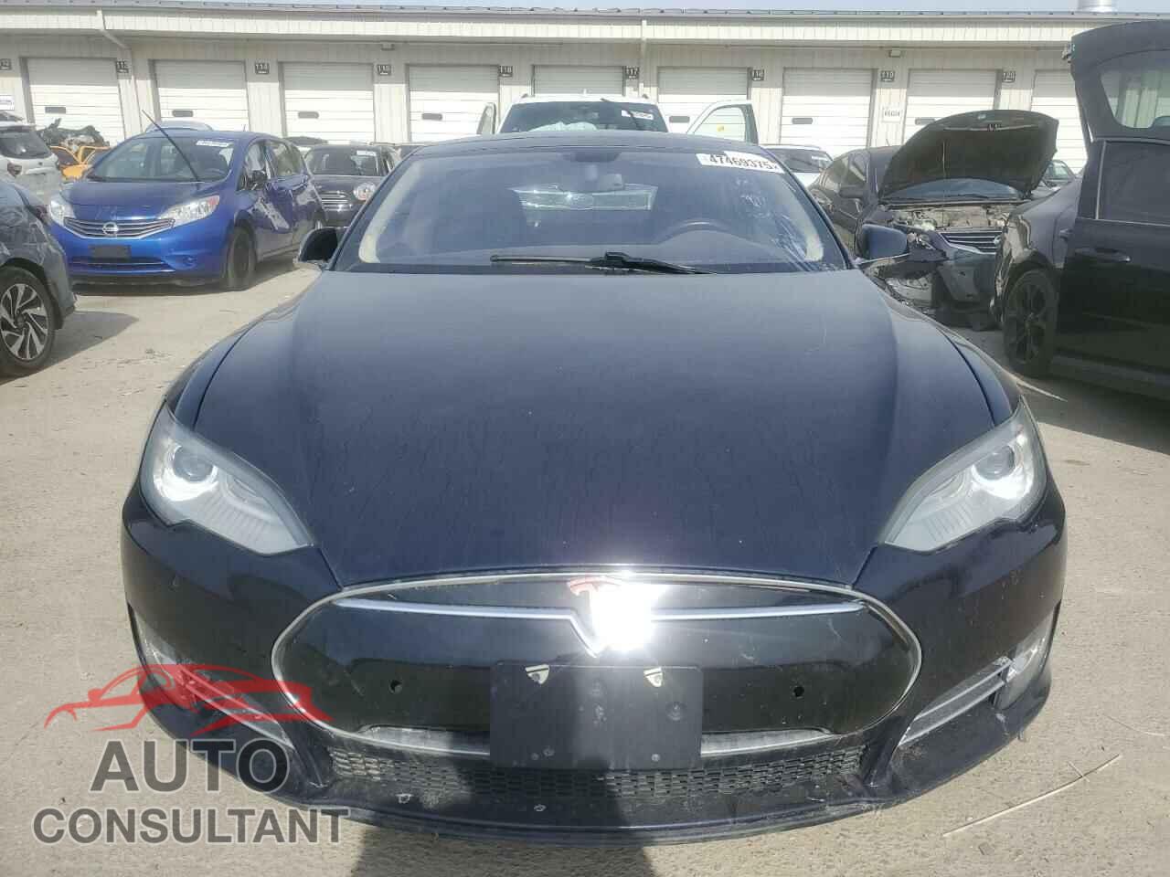TESLA MODEL S 2014 - 5YJSA1S15EFP33123