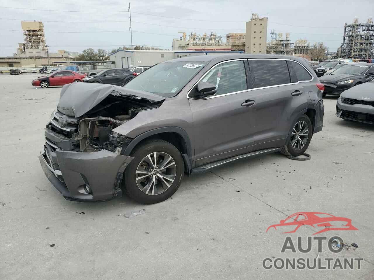 TOYOTA HIGHLANDER 2018 - 5TDZZRFH3JS255822