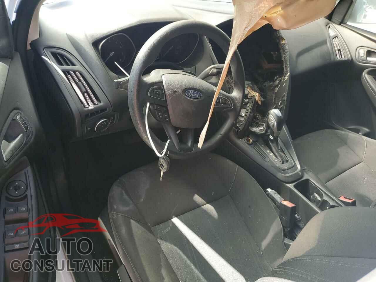 FORD FOCUS 2016 - 1FADP3F29GL330676