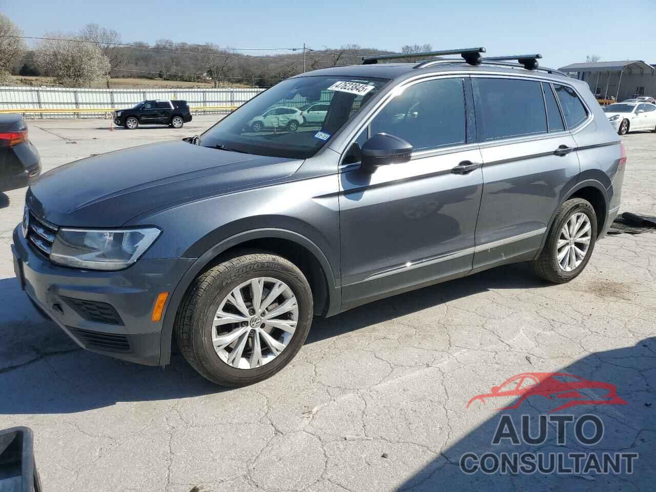 VOLKSWAGEN TIGUAN 2018 - 3VV3B7AX5JM188316