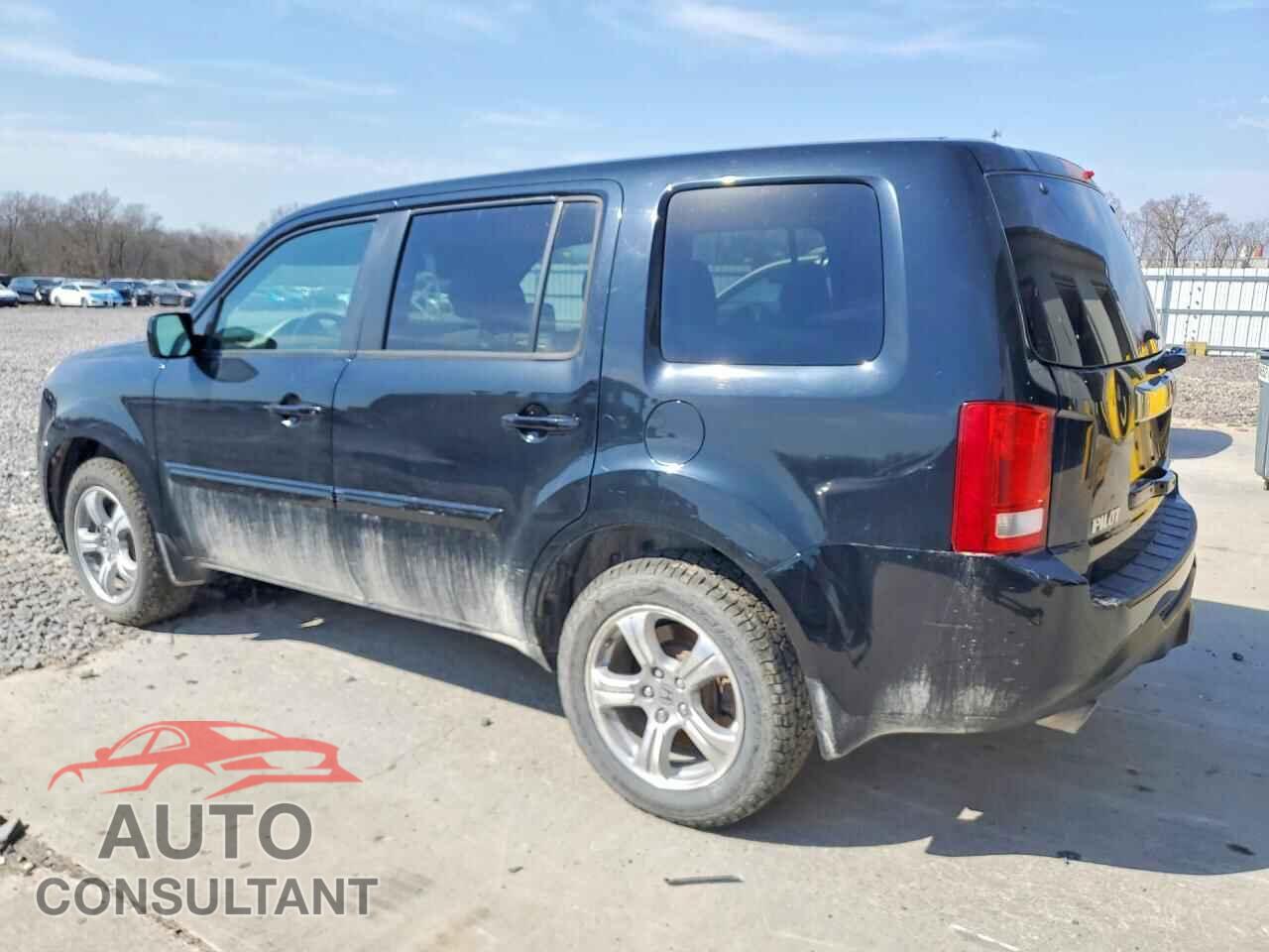 HONDA PILOT 2013 - 5FNYF4H50DB013069