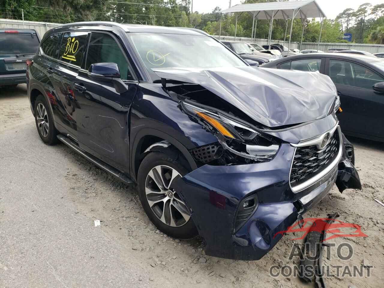 TOYOTA HIGHLANDER 2022 - 5TDGZRAH0NS544371