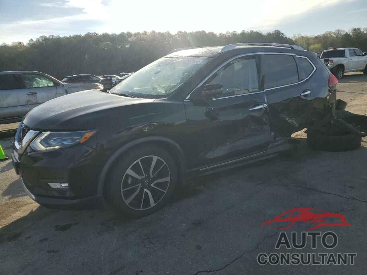 NISSAN ROGUE 2018 - JN8AT2MT8JW470520