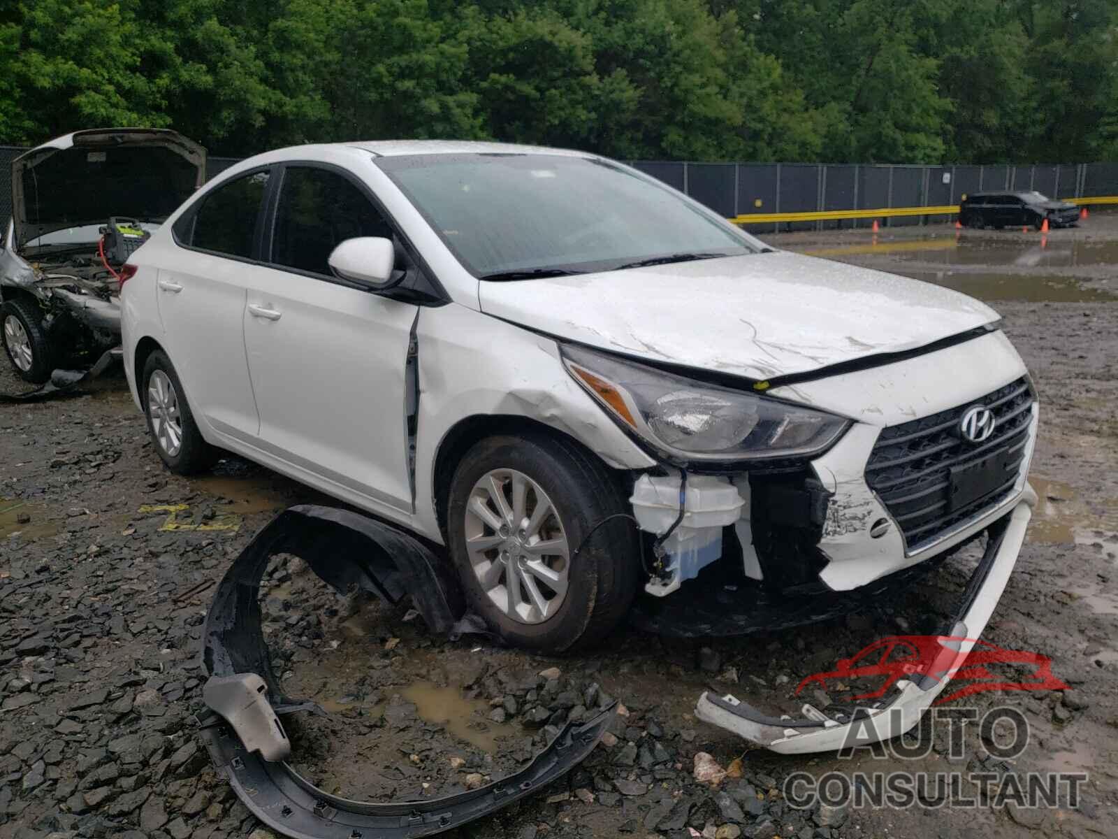 HYUNDAI ACCENT 2018 - 3KPC24A33JE024390