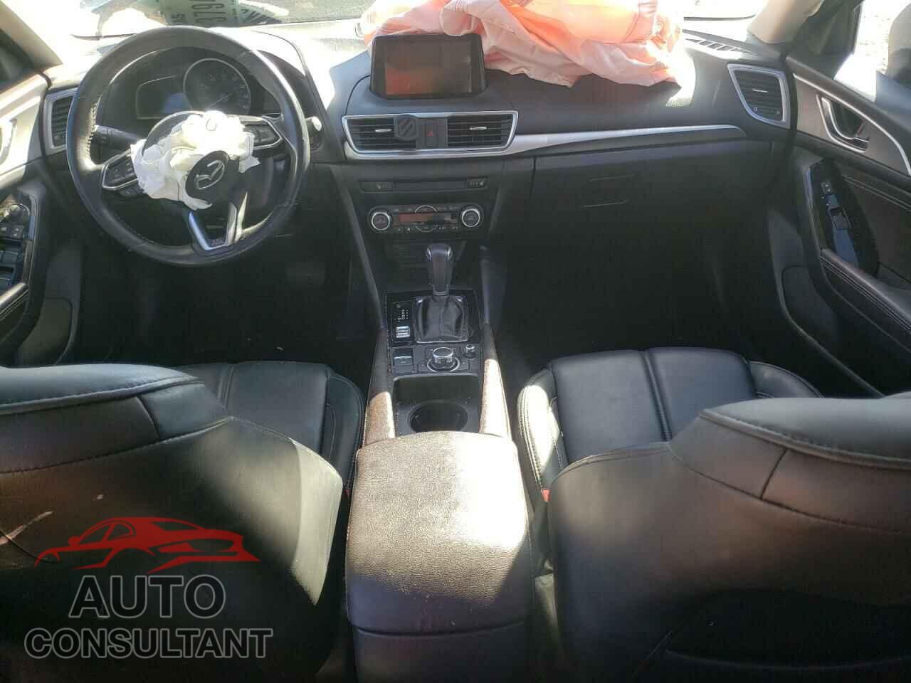 MAZDA 3 2017 - JM1BN1V79H1127258