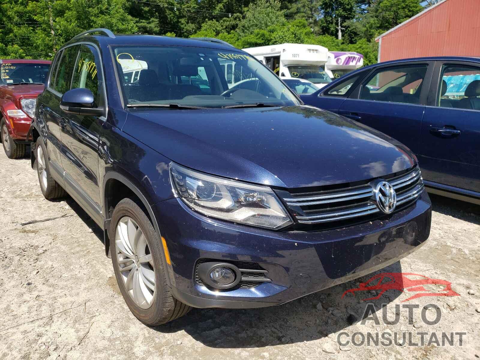 VOLKSWAGEN TIGUAN 2016 - WVGBV7AXXGW544510