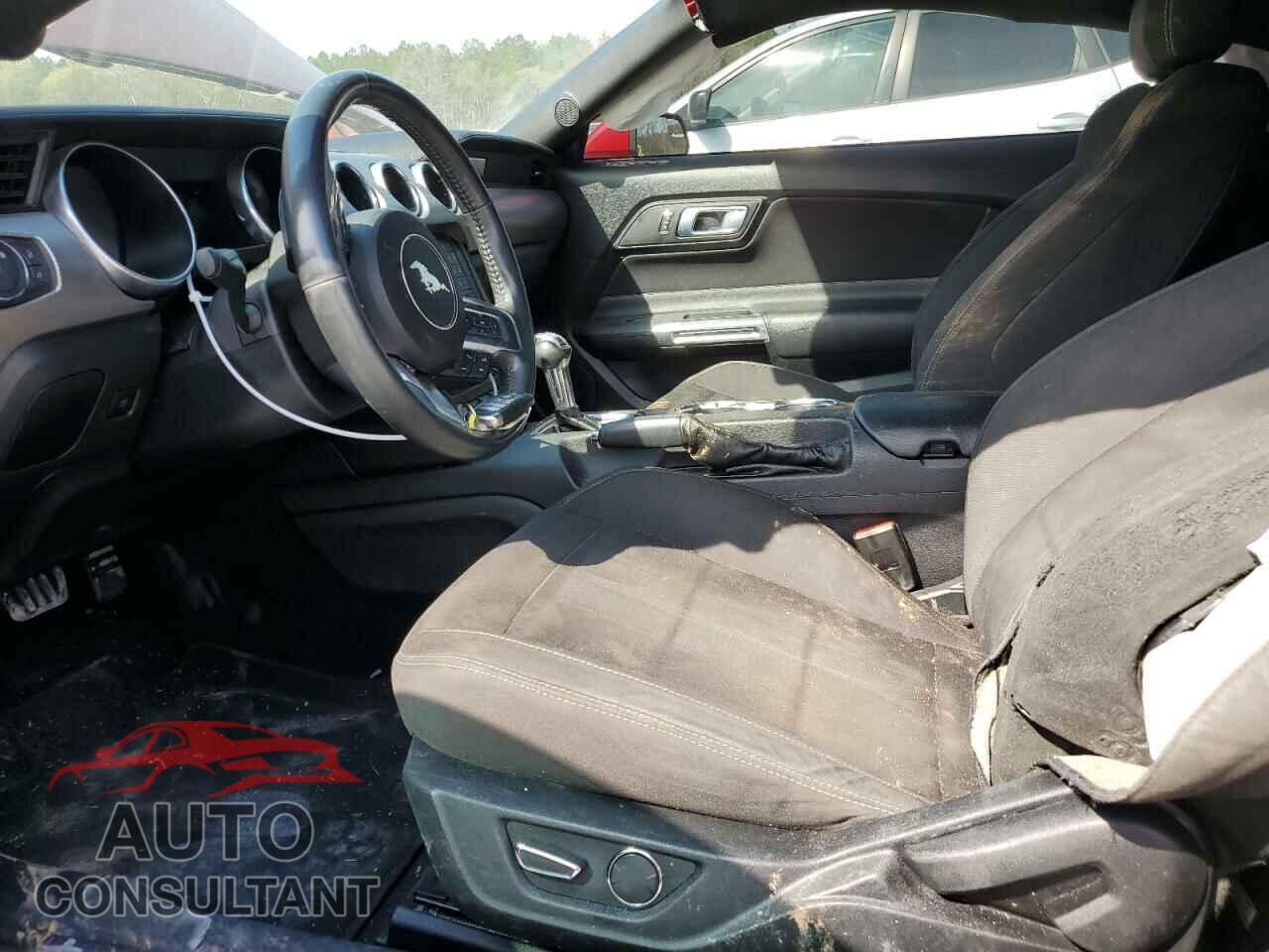 FORD MUSTANG 2018 - 1FA6P8CF9J5126548