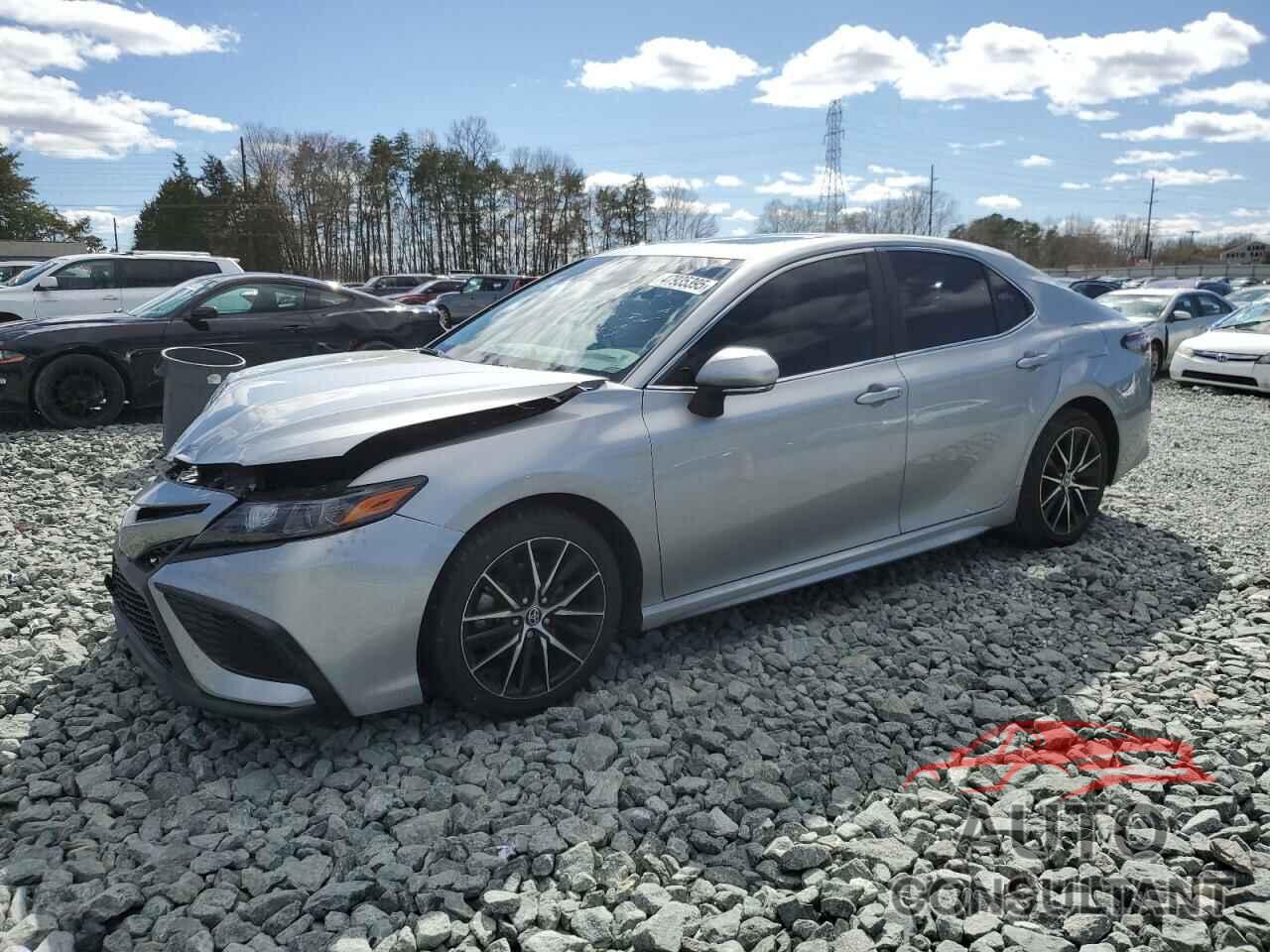 TOYOTA CAMRY 2022 - 4T1T11AK4NU049987