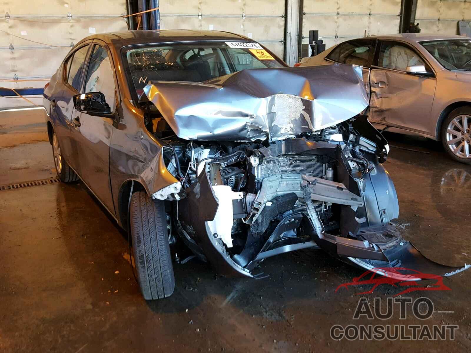 NISSAN VERSA 2017 - 3N1CN7AP0HL846102