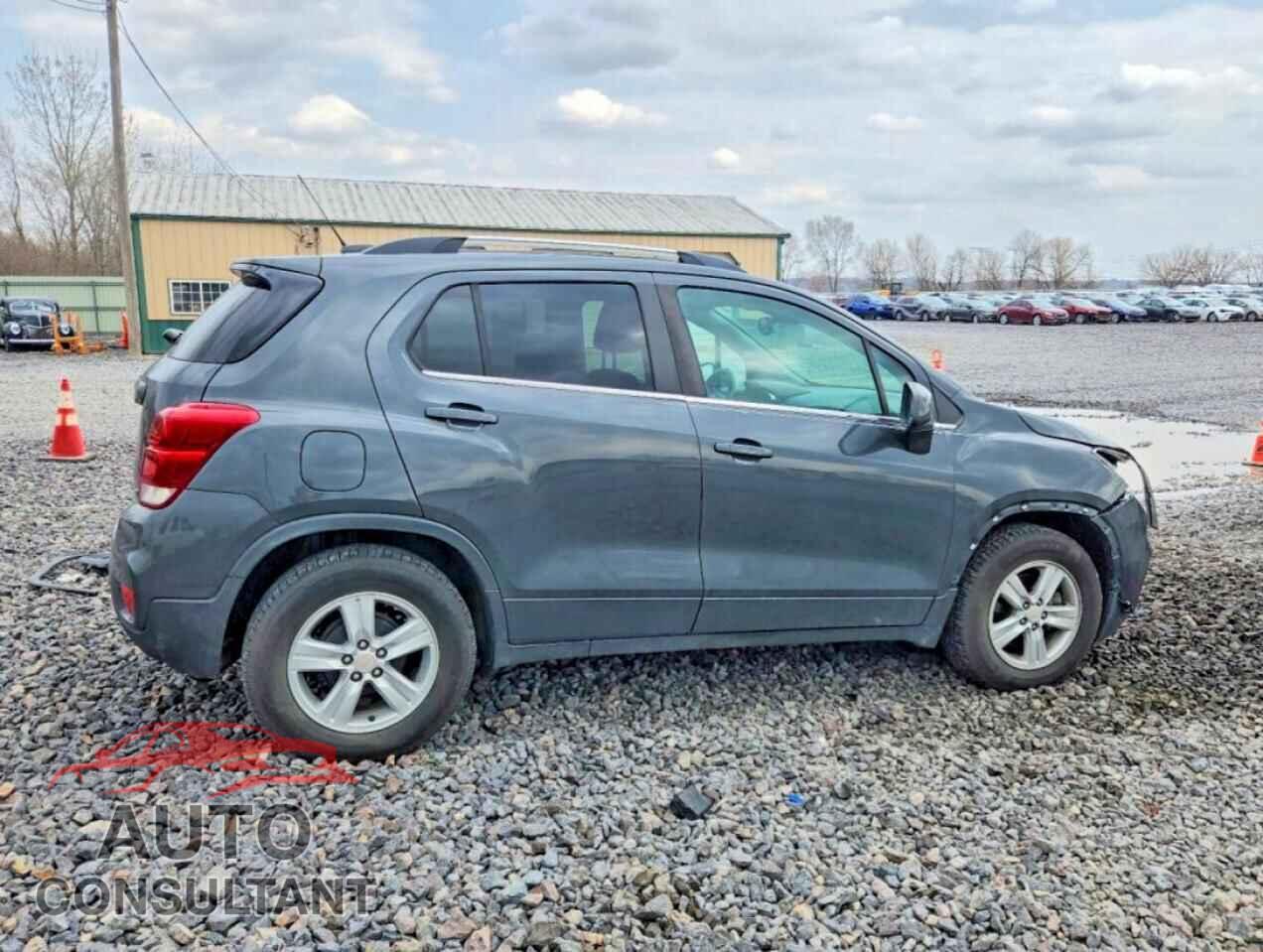 CHEVROLET TRAX 2017 - 3GNCJLSB3HL186181