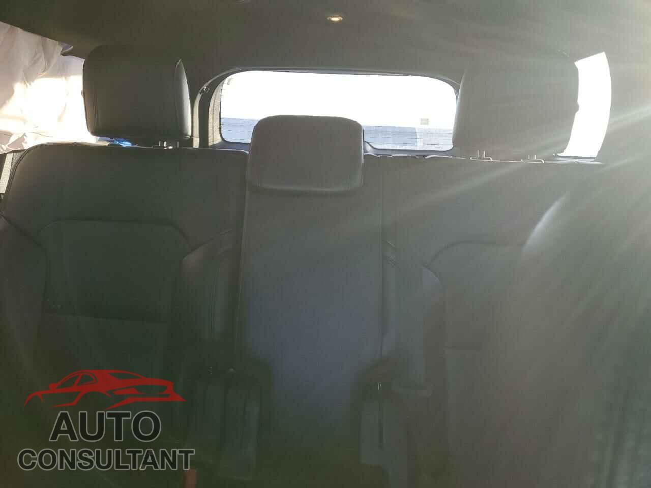 FORD EXPLORER 2018 - 1FM5K8D87JGA95000