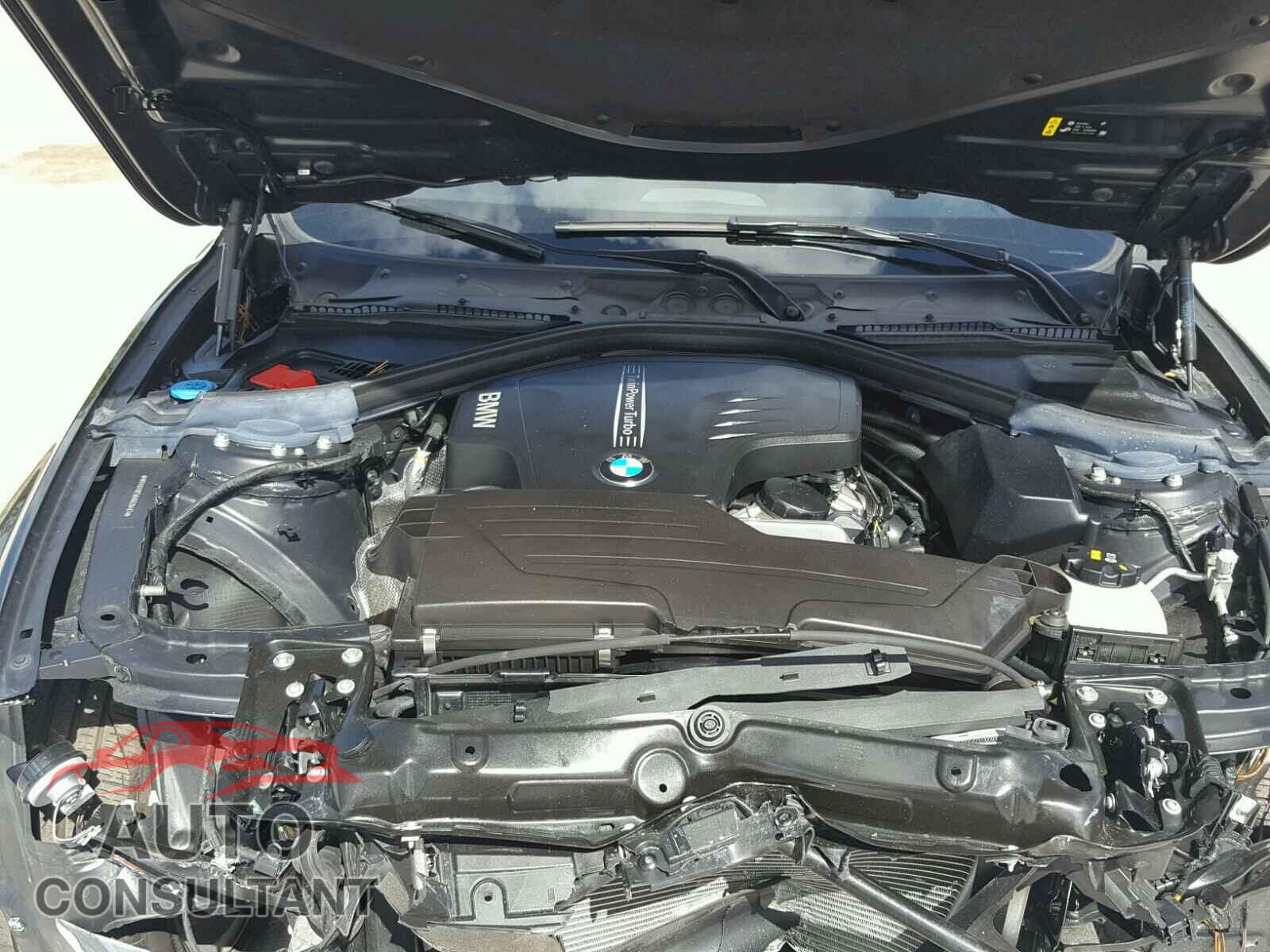 BMW 3 SERIES 2017 - WBA8A9C56HK620487