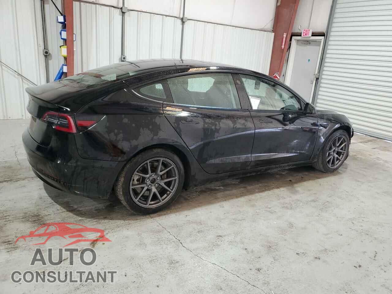 TESLA MODEL 3 2022 - 5YJ3E1EA2NF190088