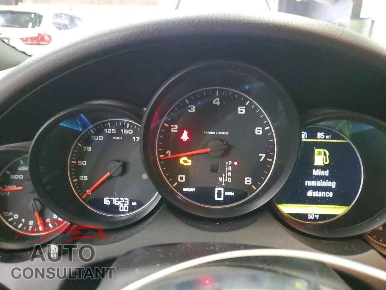 PORSCHE CAYENNE 2017 - WP1AA2A24HKA83444