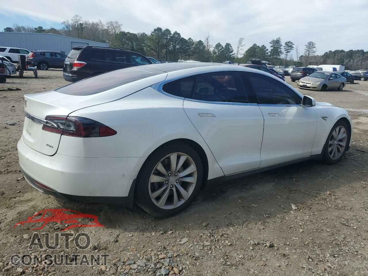 TESLA MODEL S 2015 - 5YJSA1E25FF108341