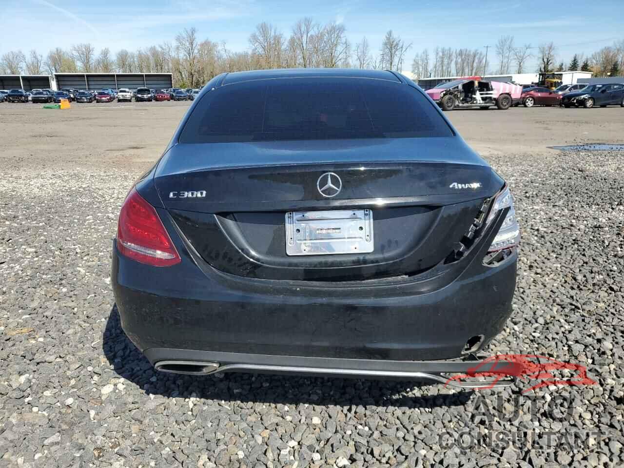 MERCEDES-BENZ C-CLASS 2015 - 55SWF4KB2FU004235
