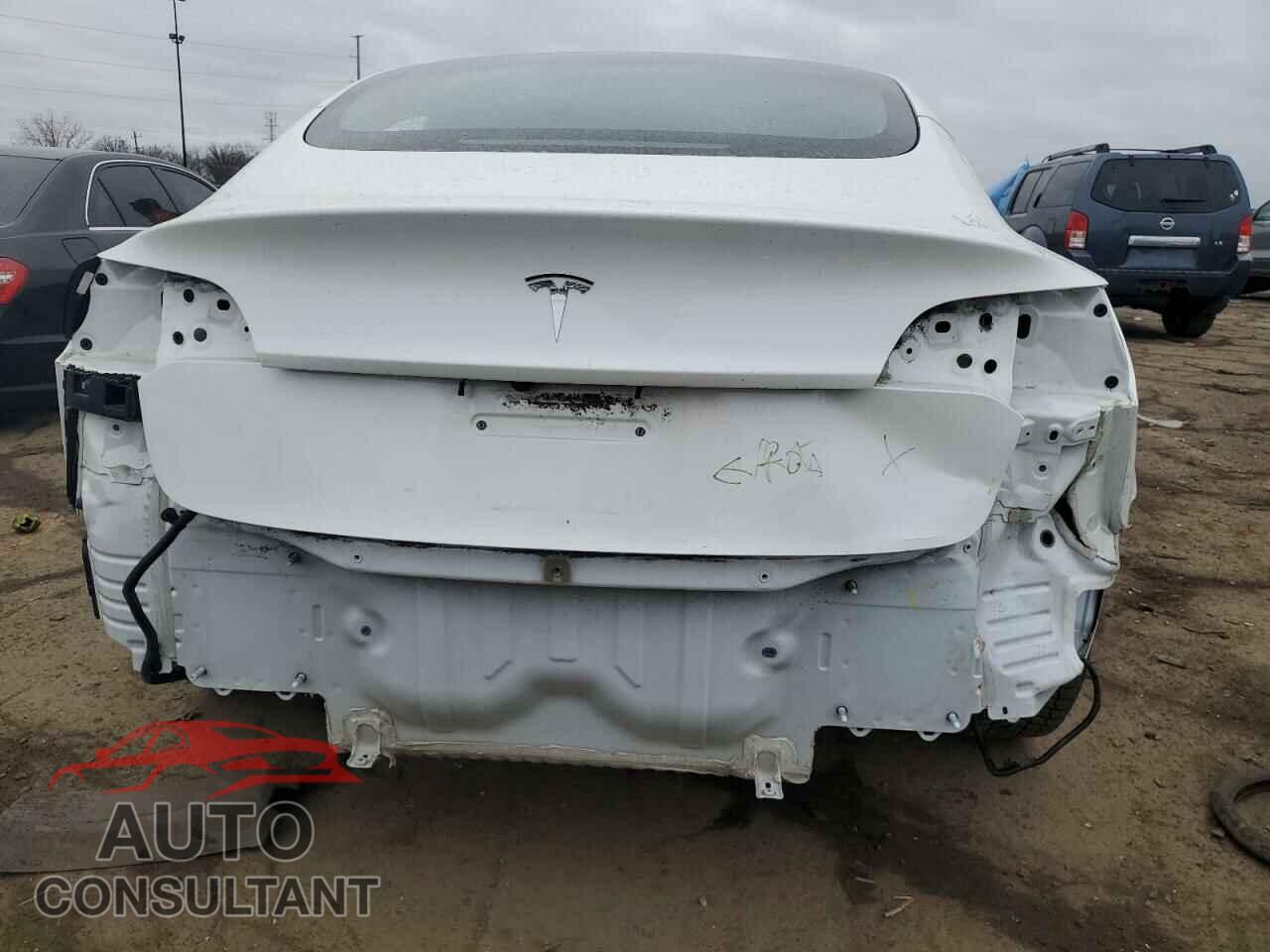TESLA MODEL 3 2021 - 5YJ3E1EAXMF096135