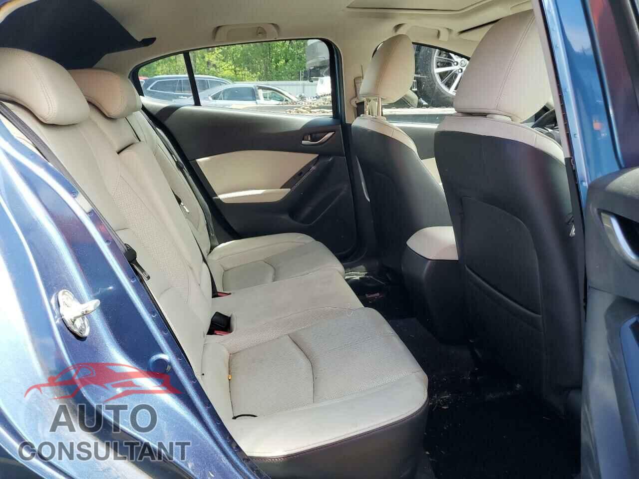 MAZDA 3 2017 - JM1BN1M39H1103220