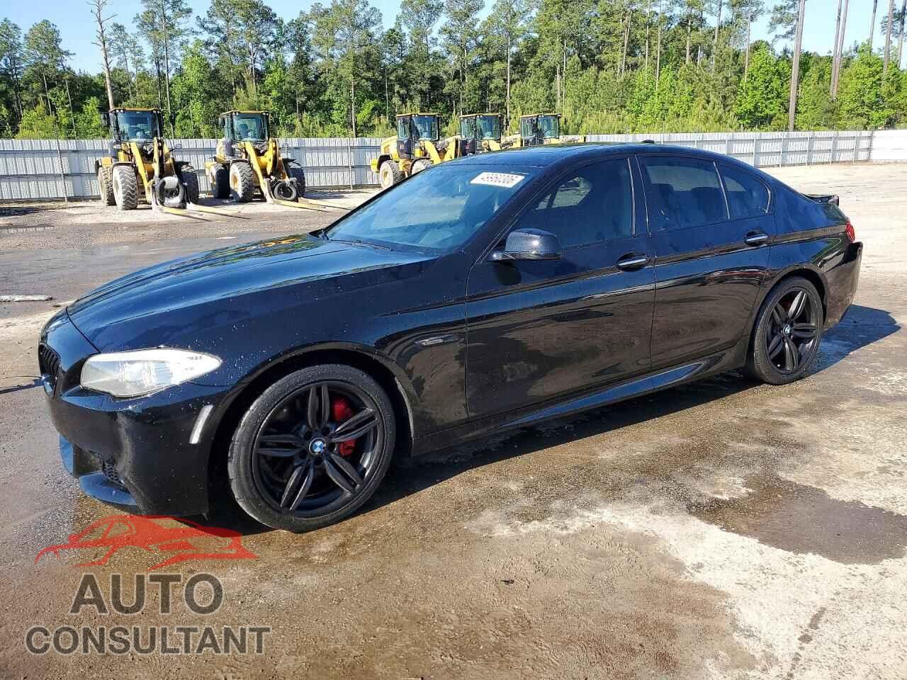 BMW 5 SERIES 2013 - WBAFR7C5XDC826923