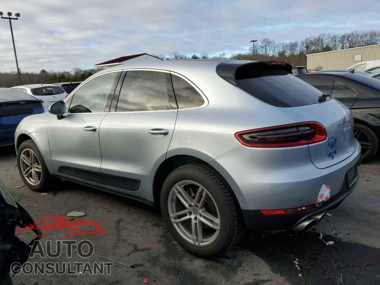 PORSCHE MACAN 2016 - WP1AB2A55GLB40251