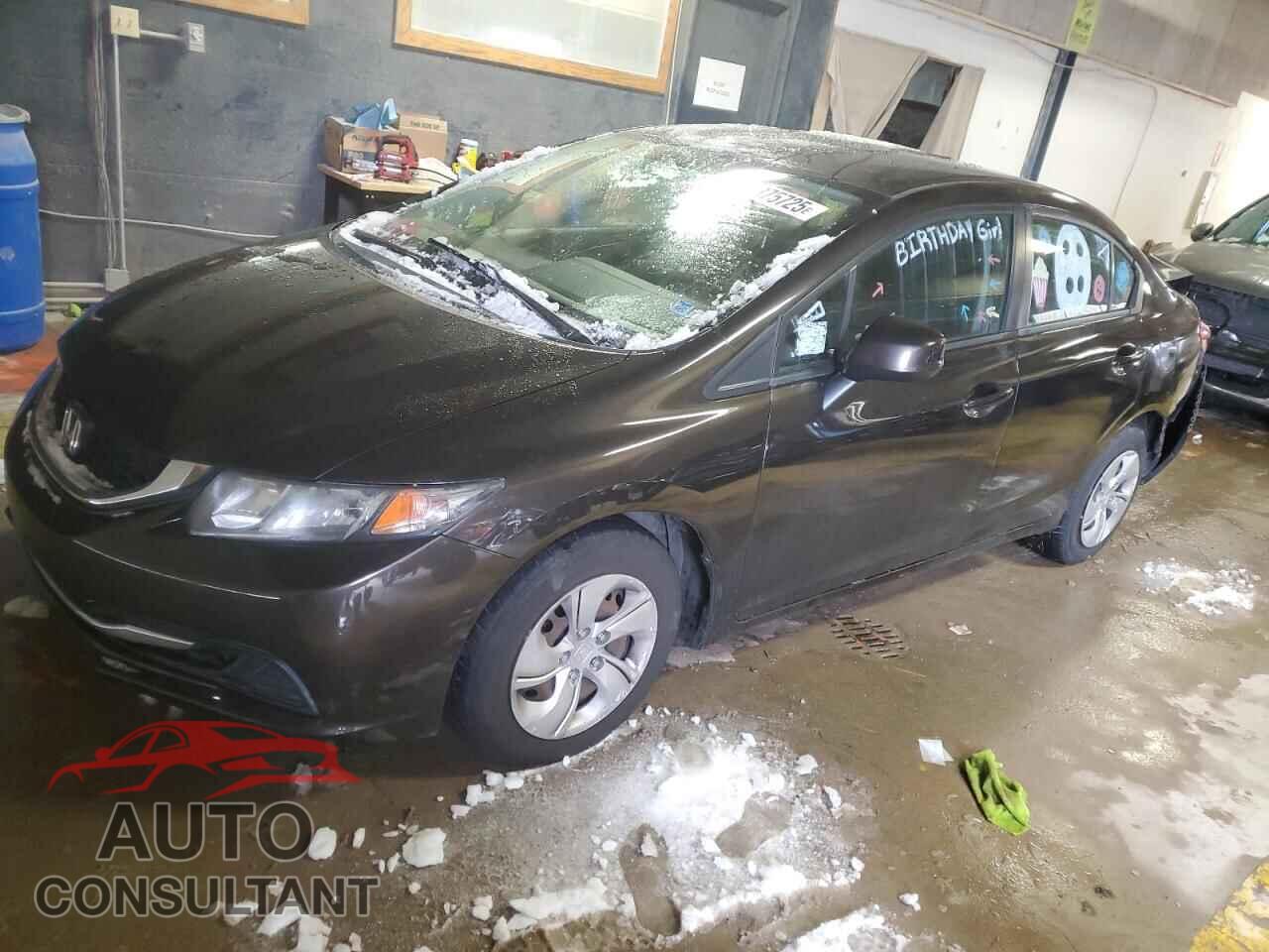 HONDA CIVIC 2013 - 2HGFB2F51DH586357