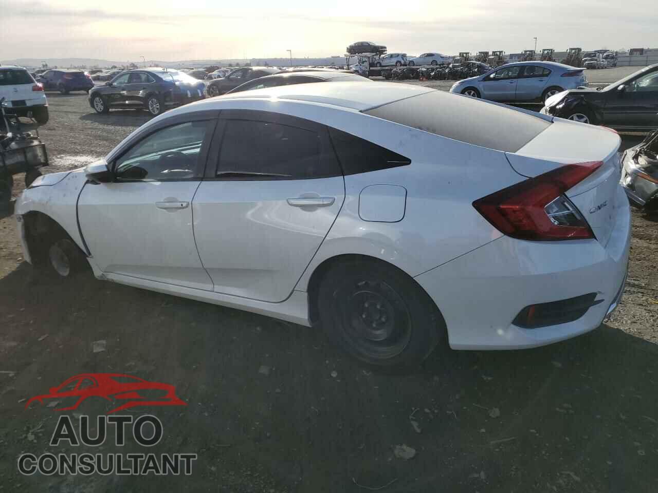 HONDA CIVIC 2019 - 2HGFC2F60KH552803