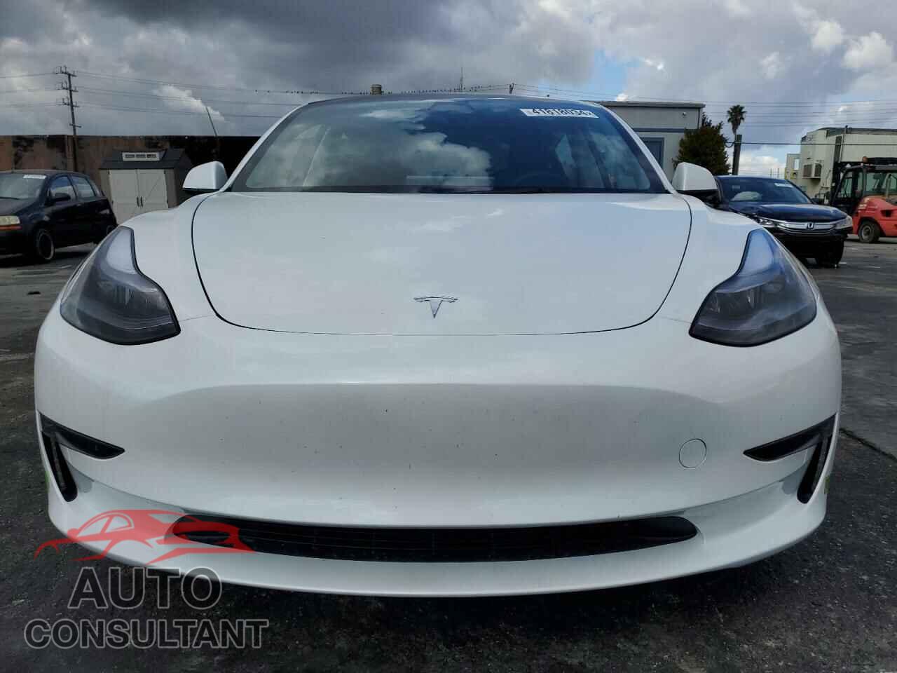 TESLA MODEL 3 2023 - 5YJ3E1EA7PF640238