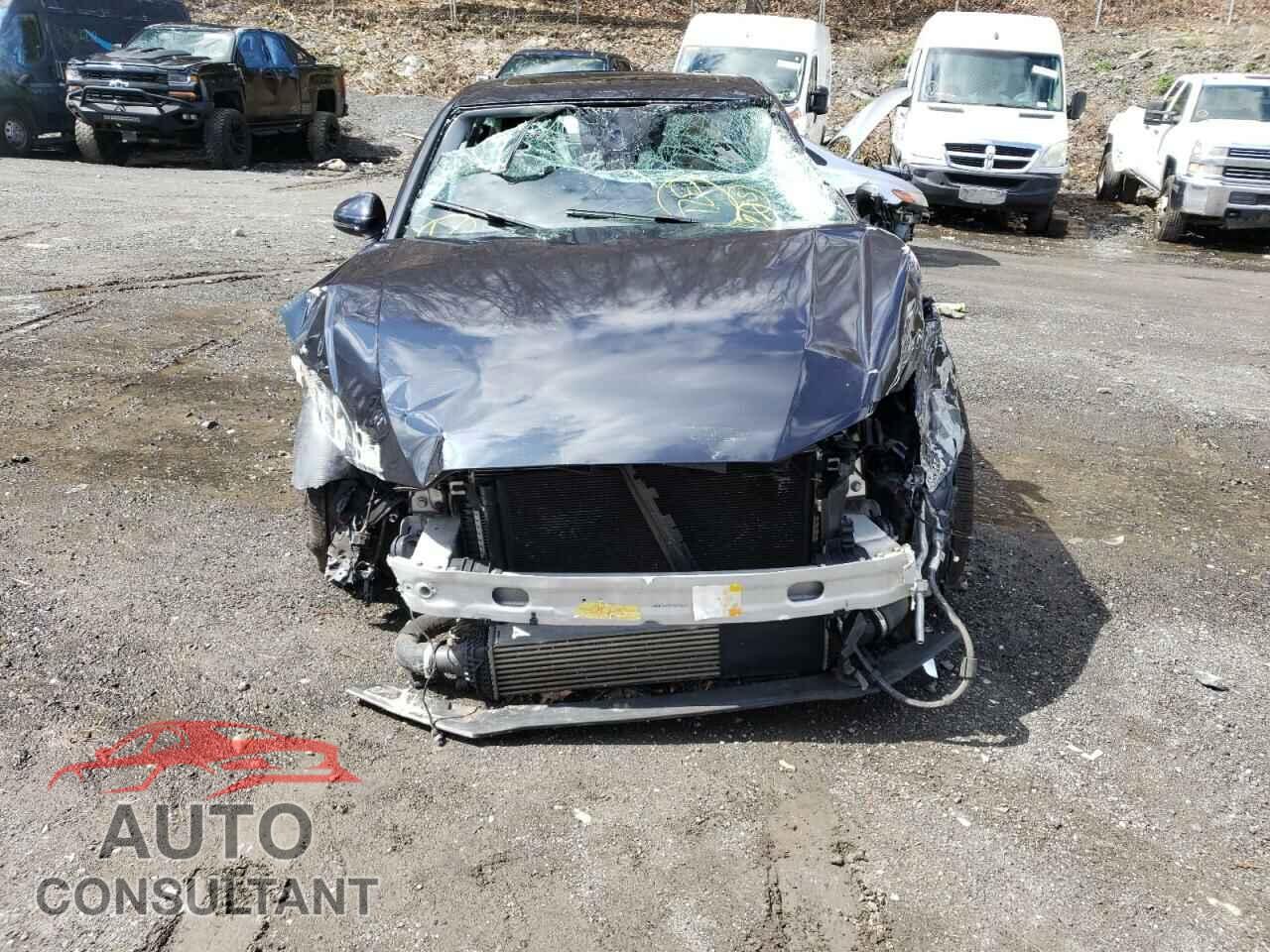 AUDI A4 2017 - WAUANAF49HN005117