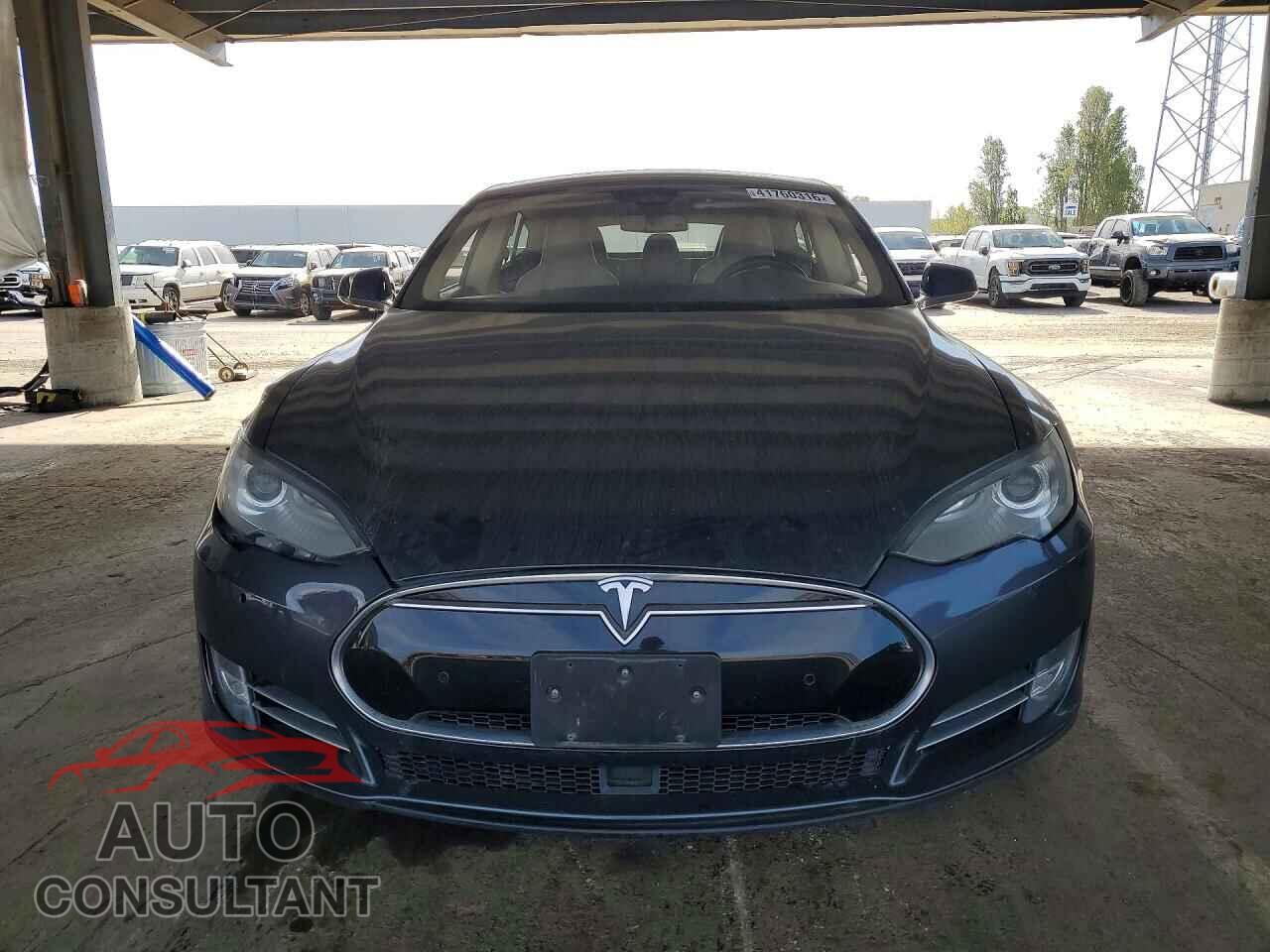 TESLA MODEL S 2014 - 5YJSA1H17EFP61285