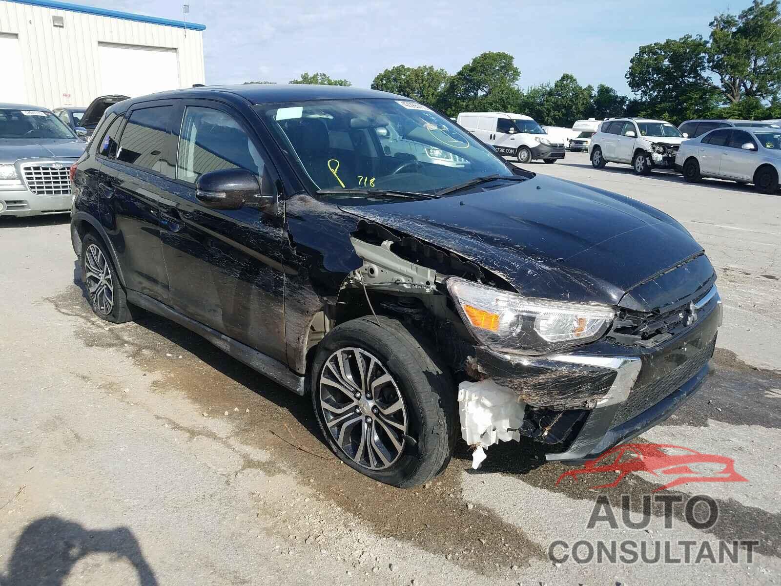 MITSUBISHI OUTLANDER 2018 - JA4AP3AW0JZ032457