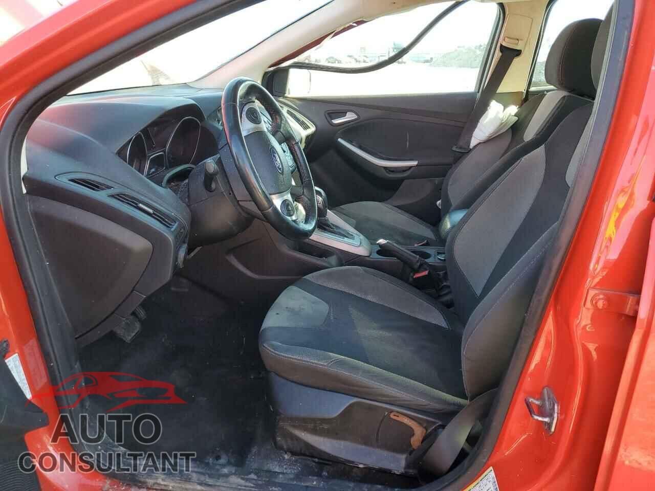 FORD FOCUS 2012 - 1FAHP3F26CL445926