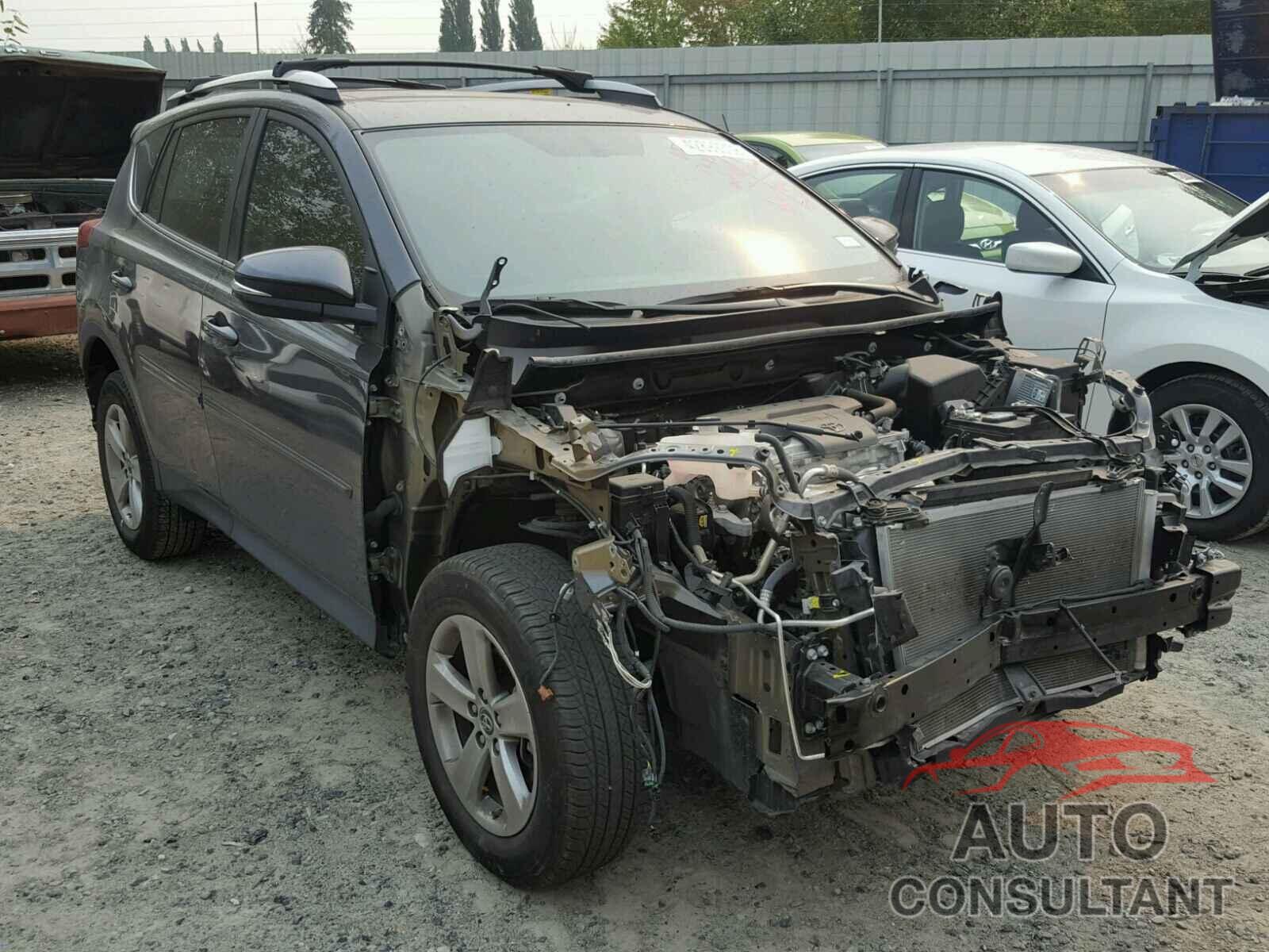 TOYOTA RAV4 XLE 2015 - 2T3RFREV5FW394338