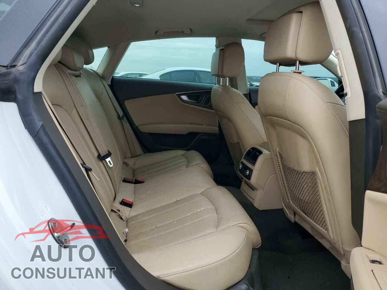 AUDI A7 2013 - WAU2GBFC9DN087520
