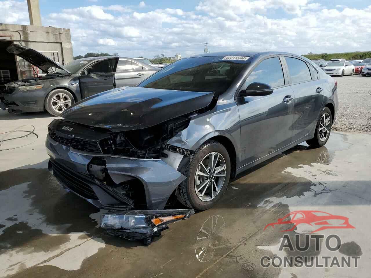 KIA FORTE 2023 - 3KPF24AD5PE631471