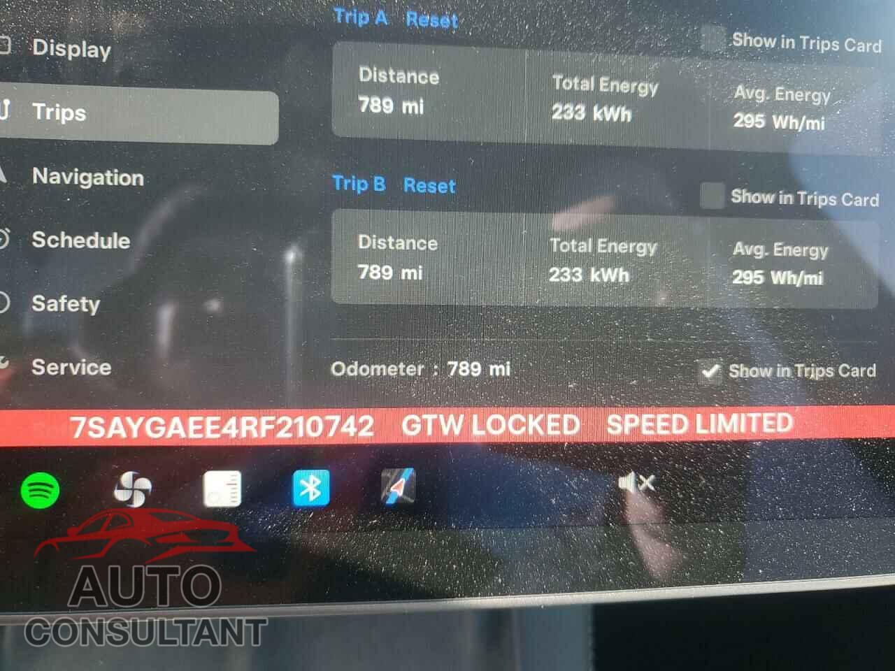 TESLA MODEL Y 2024 - 7SAYGAEE4RF210742