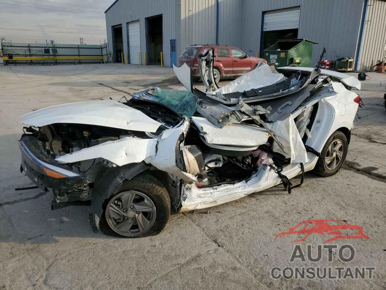 HYUNDAI ELANTRA 2024 - KMHLL4DG2RU818396