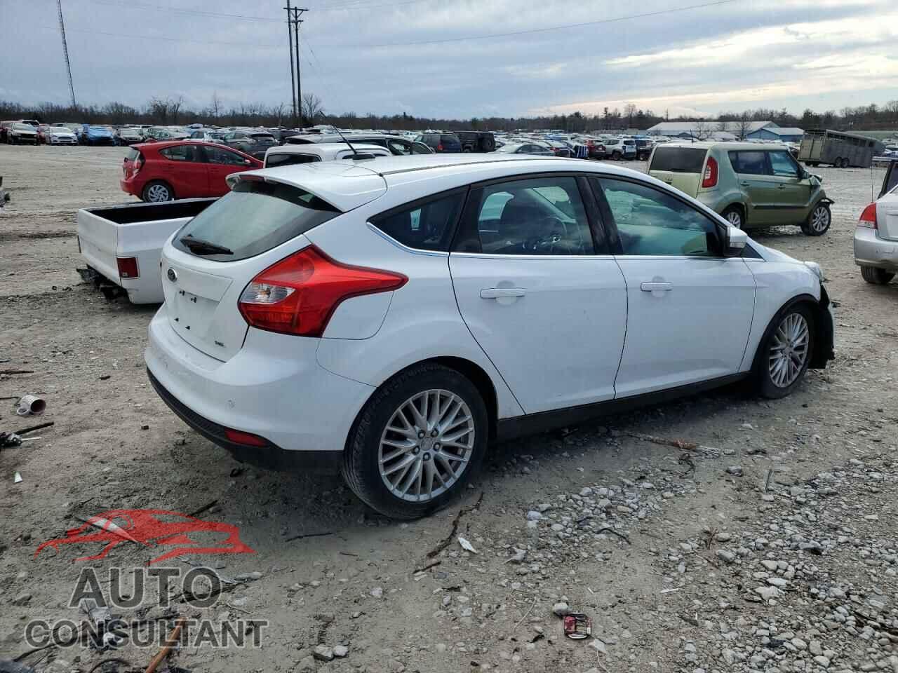 FORD FOCUS 2012 - 1FAHP3M2XCL299615