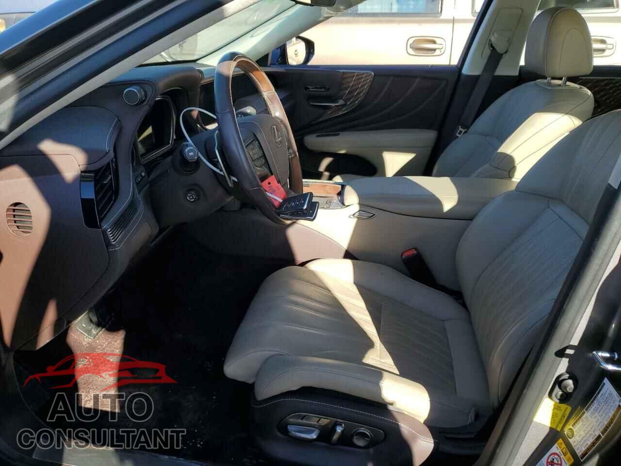 LEXUS LS500 2018 - JTHC51FF4J5004748