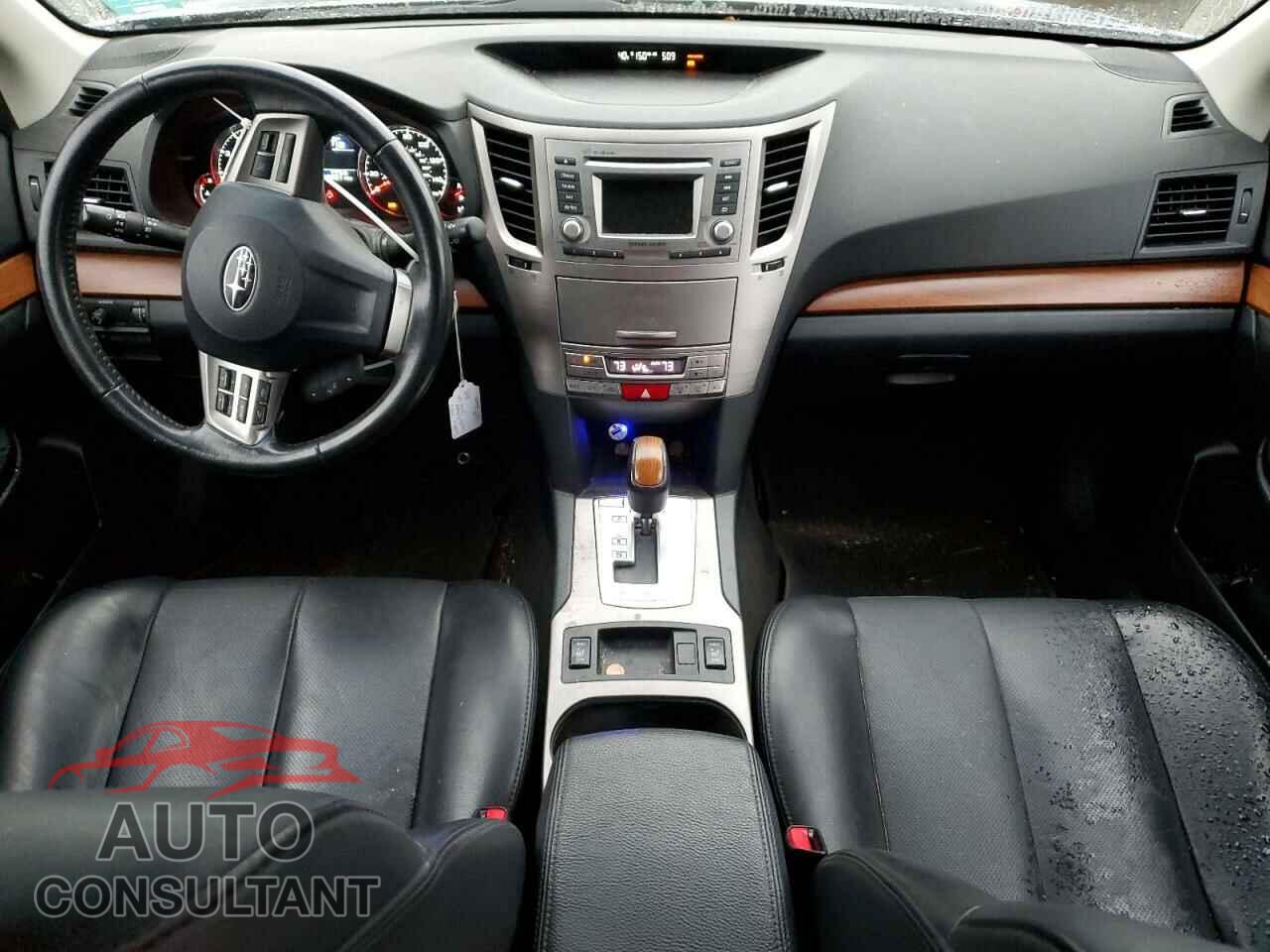 SUBARU OUTBACK 2013 - 4S4BRBKC4D3293421
