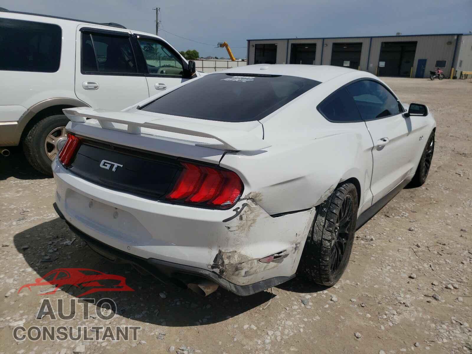 FORD MUSTANG 2019 - 1FA6P8CF9K5182829