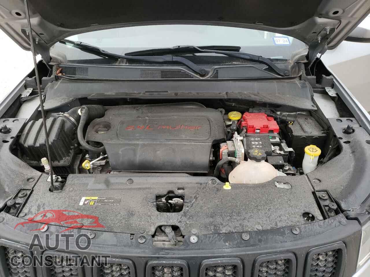 JEEP COMPASS 2020 - 3C4NJCBB5LT257276