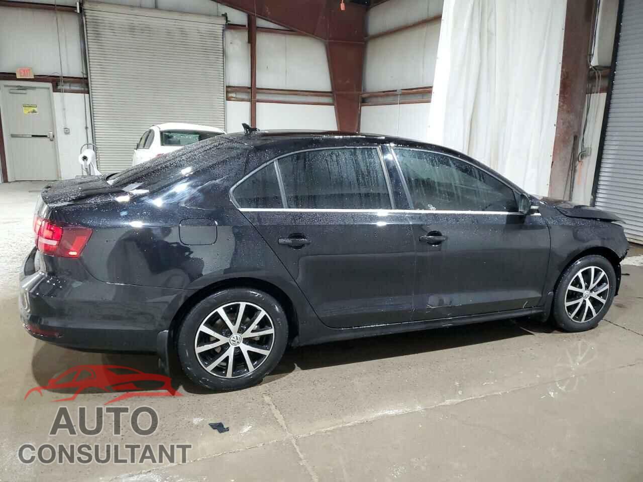VOLKSWAGEN JETTA 2017 - 3VWDB7AJ2HM400675