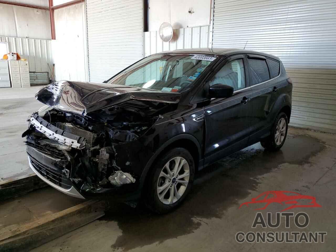 FORD ESCAPE 2017 - 1FMCU9G96HUB16376