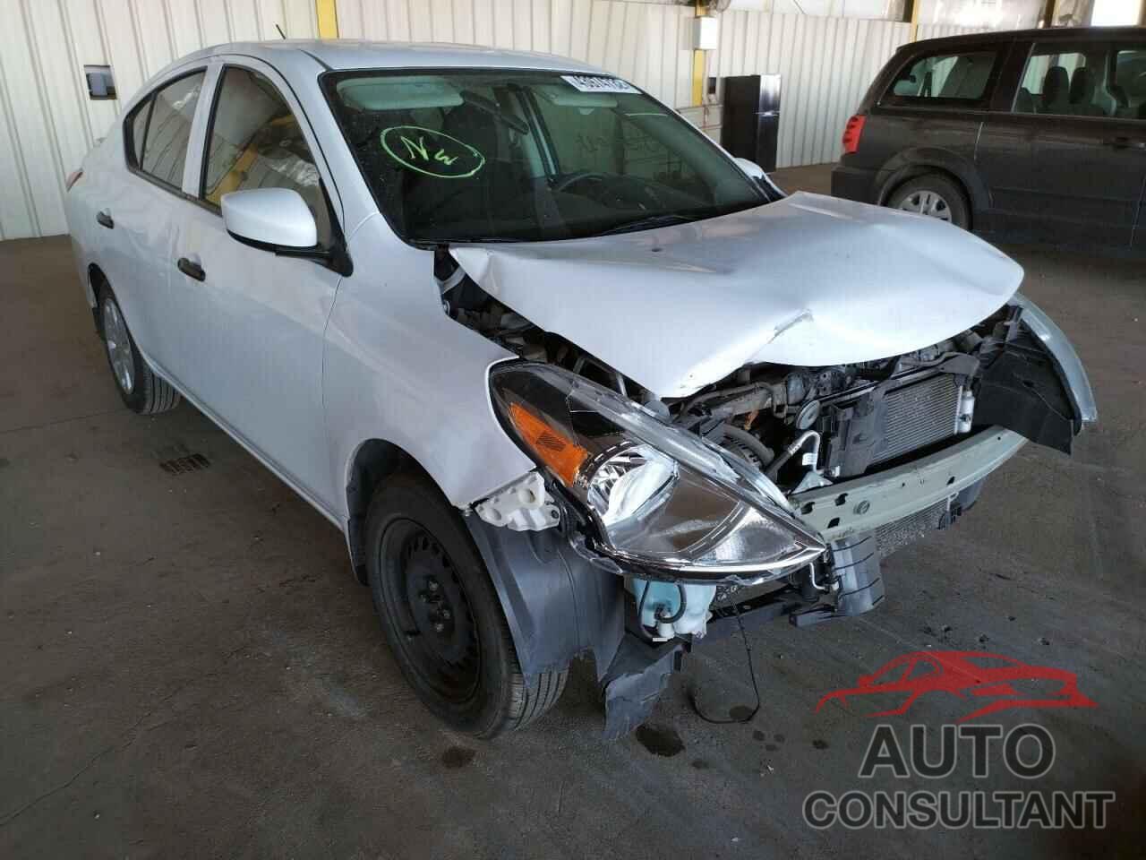 NISSAN VERSA 2017 - 3N1CN7AP1HL845623