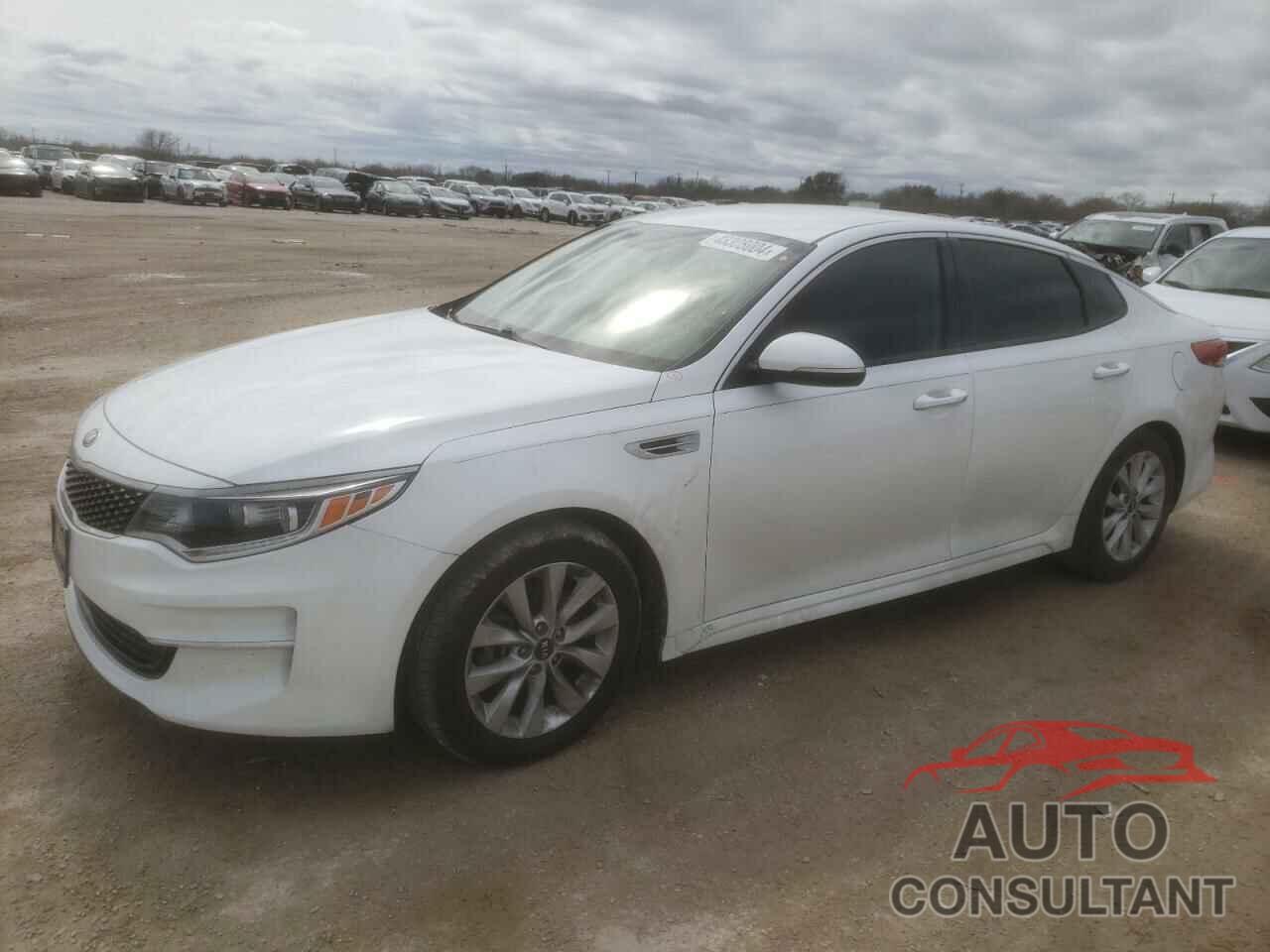 KIA OPTIMA 2018 - 5XXGU4L30JG204085